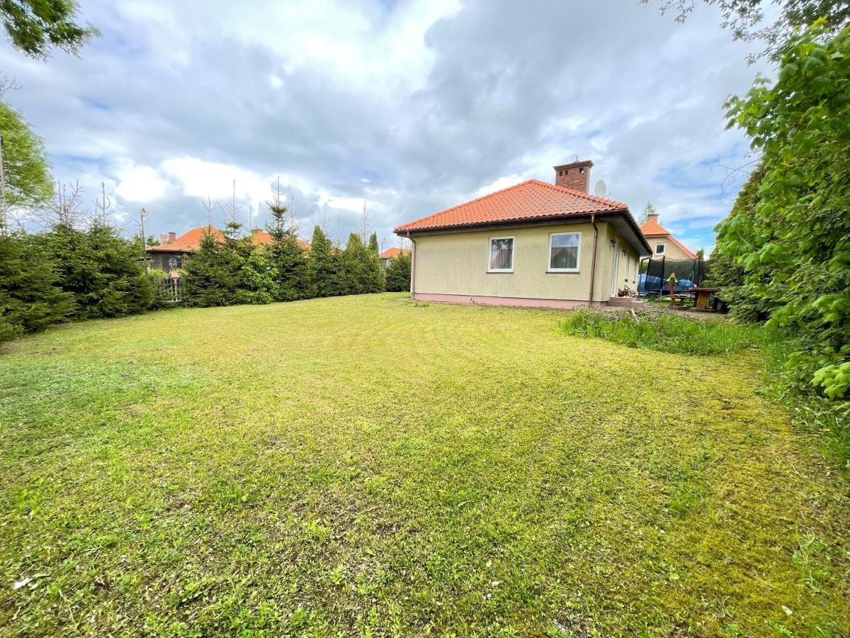 Dom Kapitana Villa Mikołajki Exteriör bild