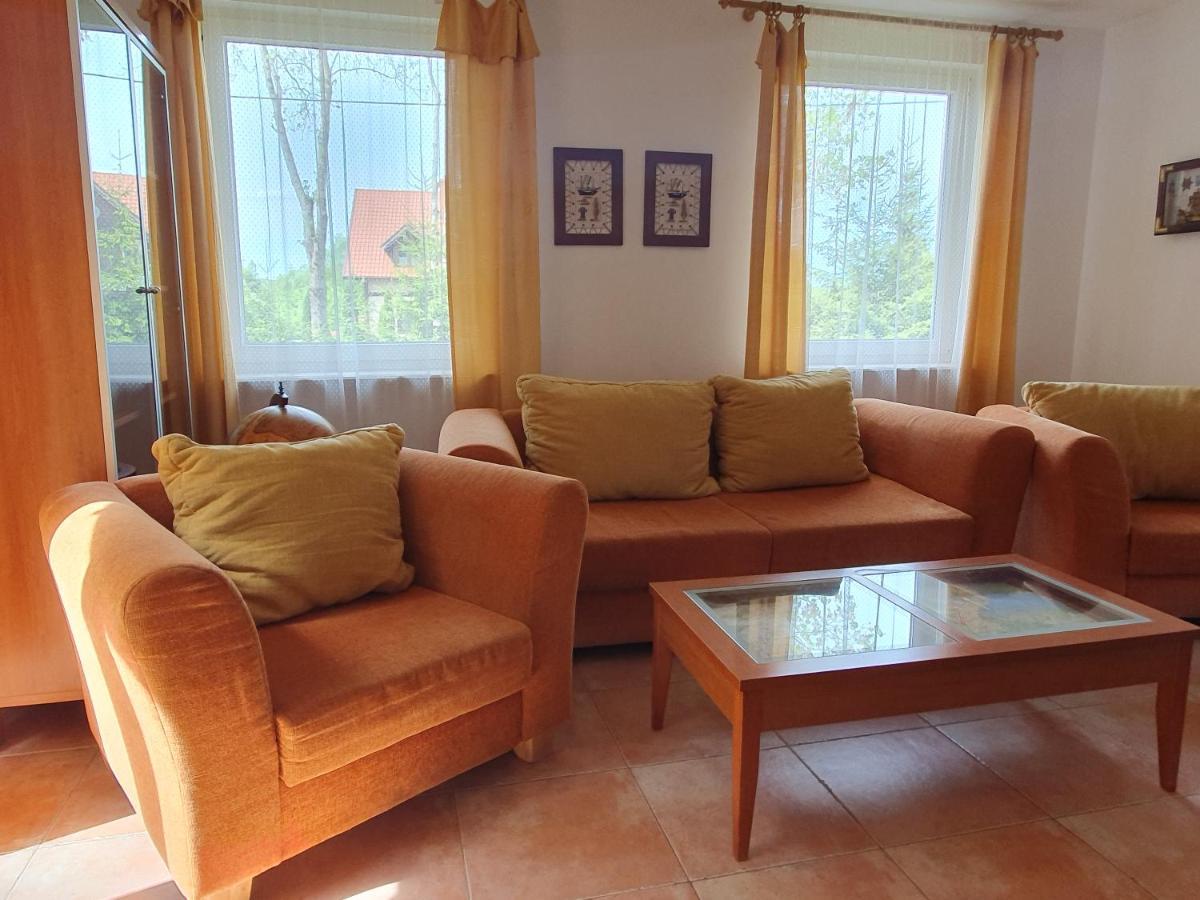 Dom Kapitana Villa Mikołajki Exteriör bild